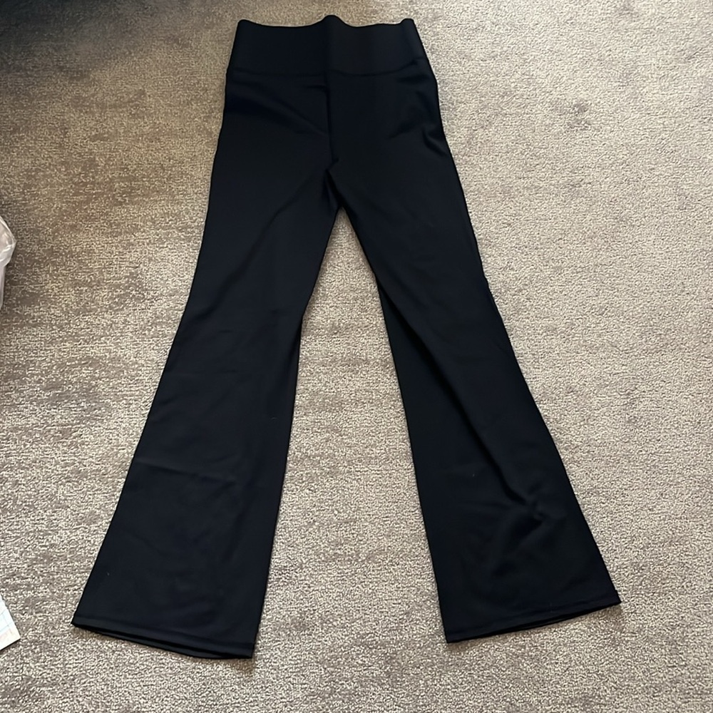 NWOT Bare by Bare Necessities Flare High Waisted Black Leggings Size Small - Picture 7 of 8